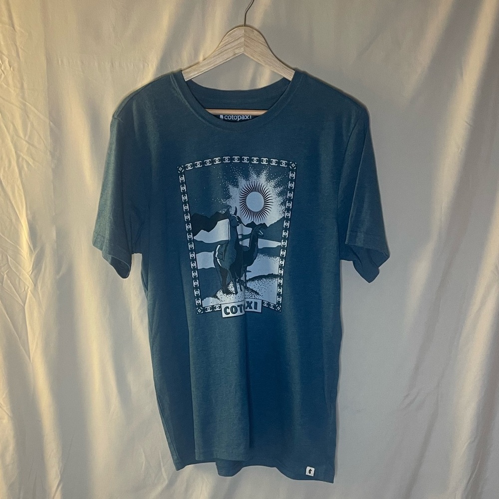 Cotopaxi T Shirt, Size S